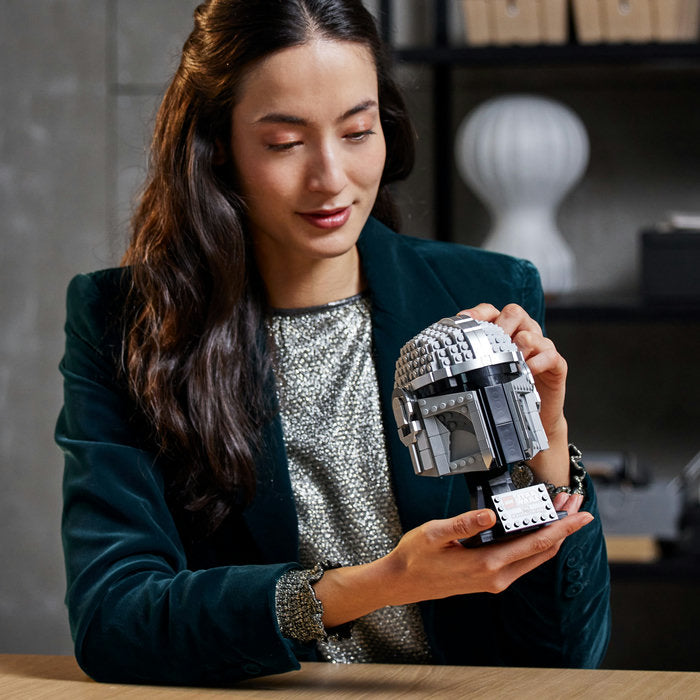 LEGO Star Wars 75328 — Casca mandalorianului – imagine 8