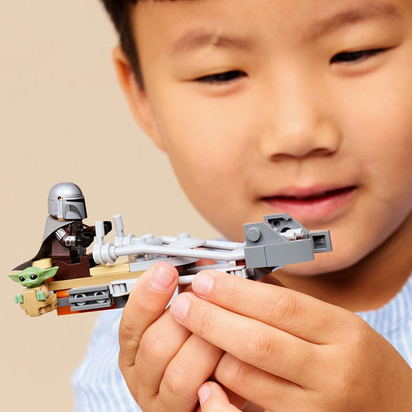 LEGO Star Wars 75436 — Motocicleta rapidă a lui Mandalorian și Grogu – imagine 4