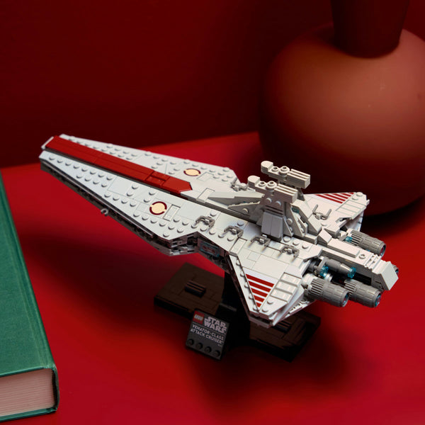 LEGO Star Wars 75441 — Crucișătorul de atac din clasa Venator – imagine 6