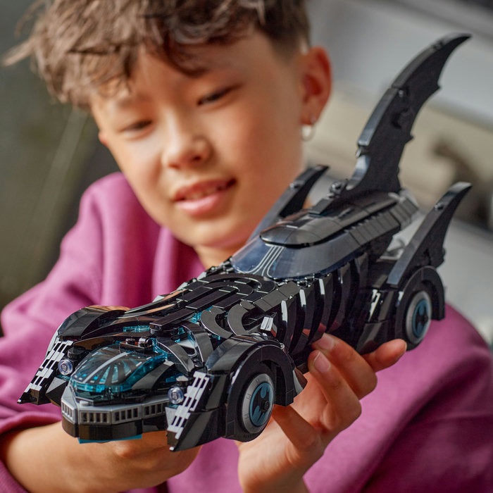 LEGO DC Super Heroes 76304 — Batmobilul din Batman Forever – imagine 5