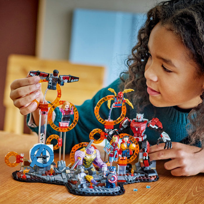 LEGO Marvel Super Heroes 76323 — Razbunatorii: Sfarsitul jocului Batalia finala – imagine 1