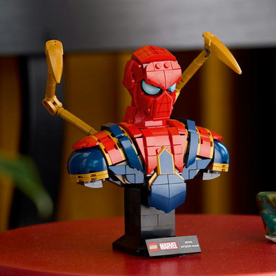 LEGO Marvel Super Heroes 76326 — Bustul lui Iron Spider-Man – imagine 2