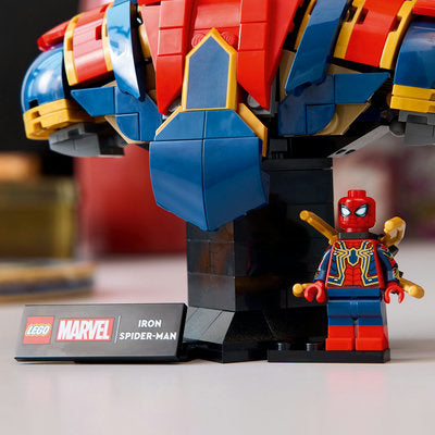 LEGO Marvel Super Heroes 76326 — Bustul lui Iron Spider-Man – imagine 4
