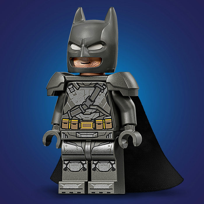 LEGO DC Super Heroes 76331 — Batmobilul din Batman vs Superman – imagine 3