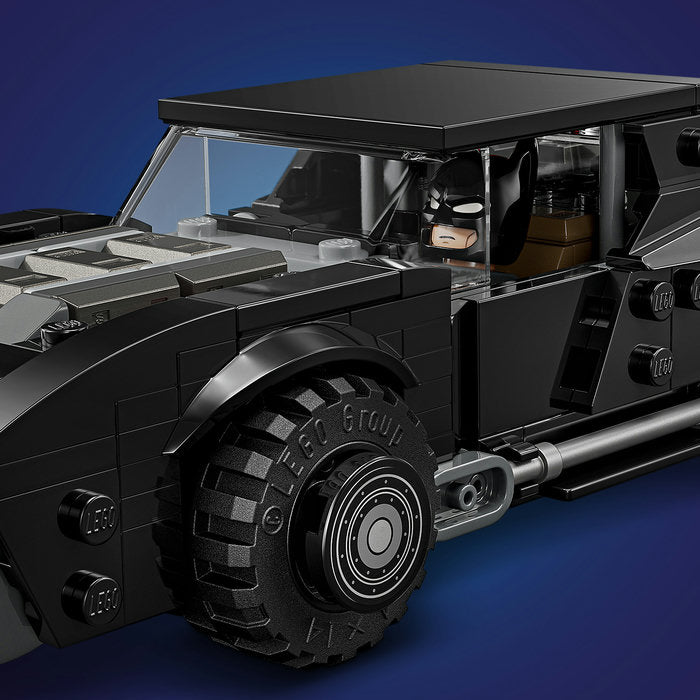 LEGO DC Super Heroes 76332 — Batmobilul din Batman – imagine 2
