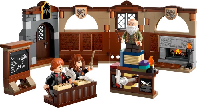 LEGO Harry Potter 76442 — Castelul Hogwarts™: Ora de farmece
