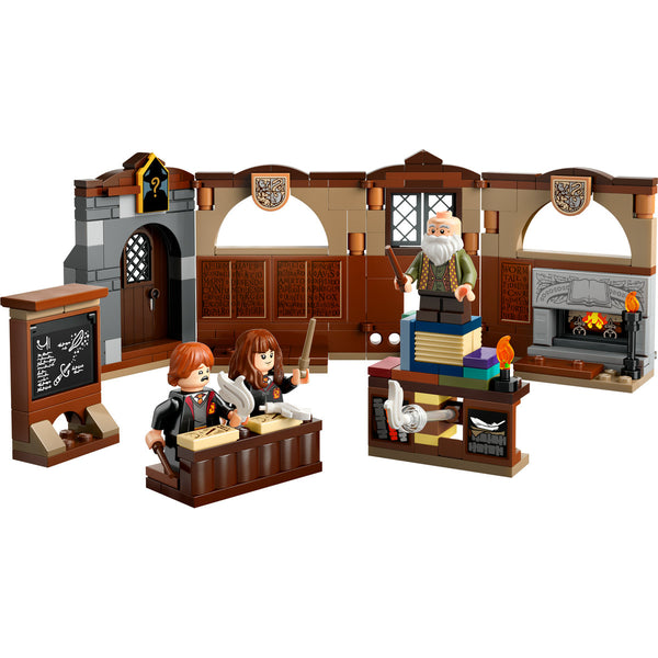 LEGO Harry Potter 76442 — Castelul Hogwarts™: Ora de farmece – imagine 7