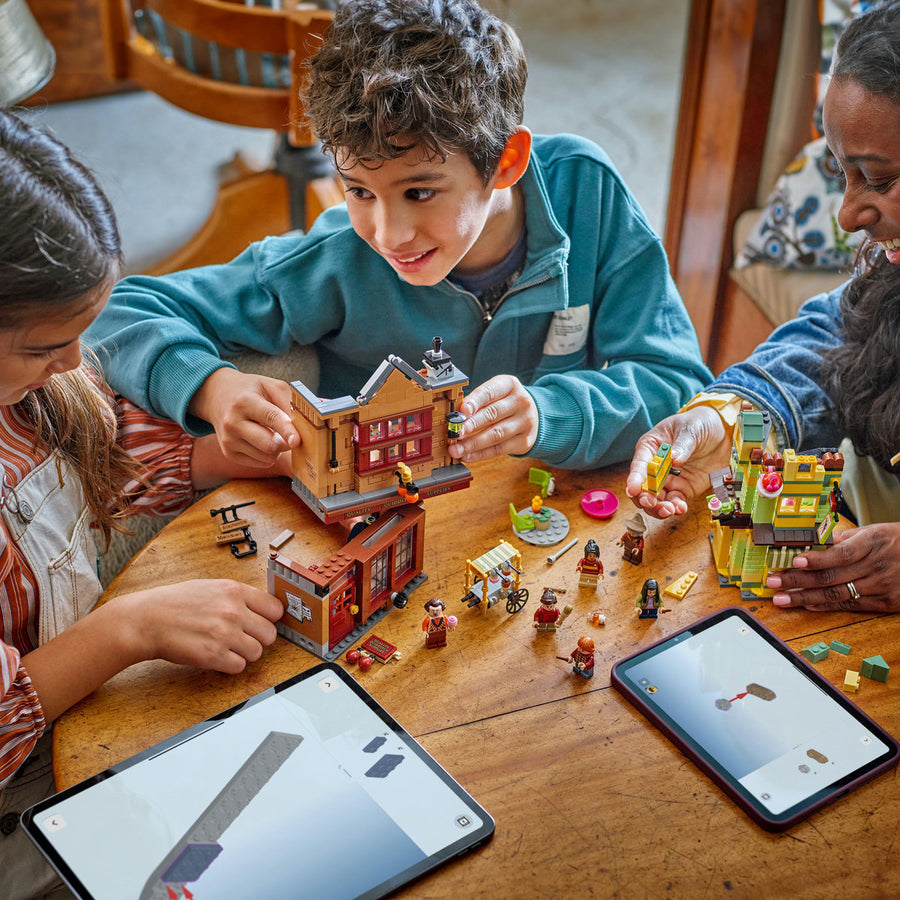LEGO Harry Potter 76452 — Furnituri Vâjthaț de calitate și magazin de înghețată – imagine 5