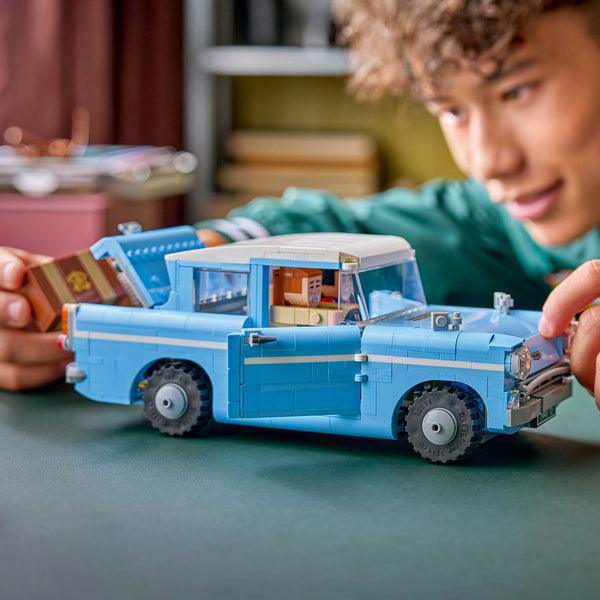 LEGO Harry Potter 76470 — Ford Anglia™ zburător fermecat – imagine 4