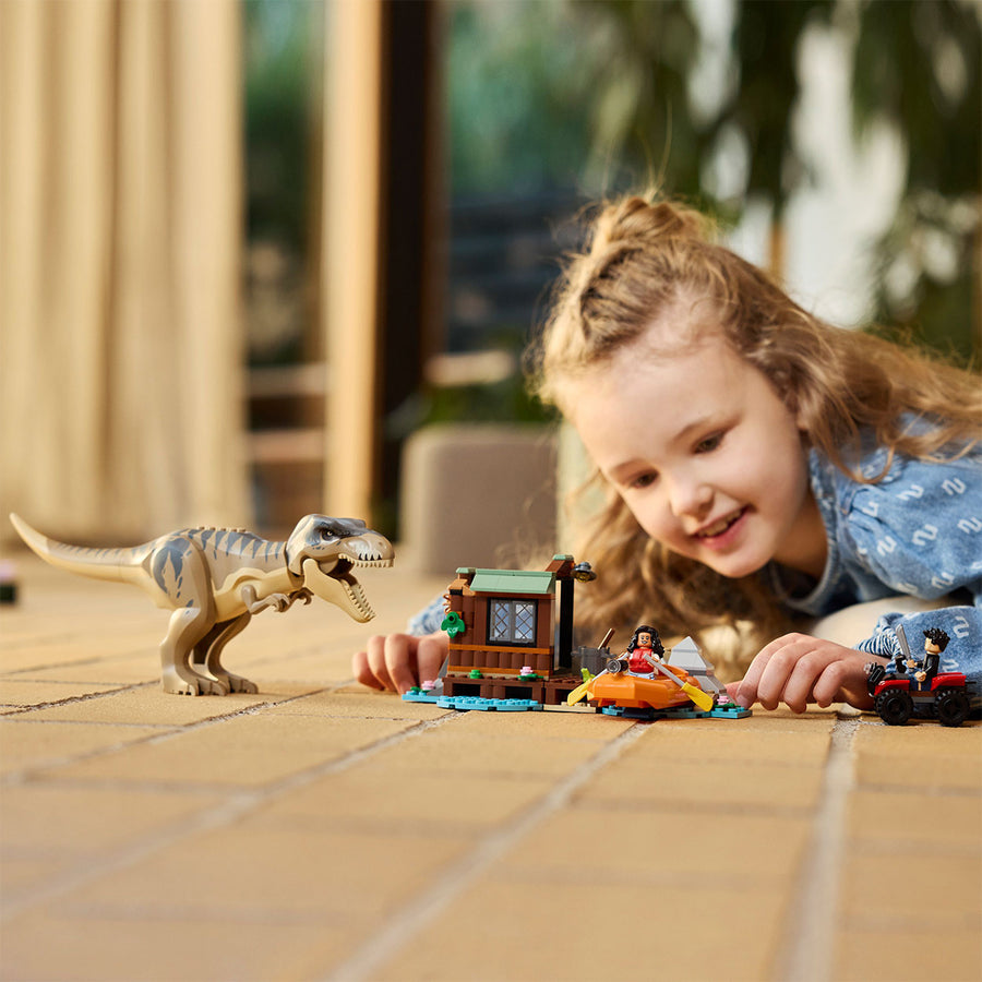 LEGO Jurassic World 76975 — Evadare pe rau din calea unui T. rex – imagine 4