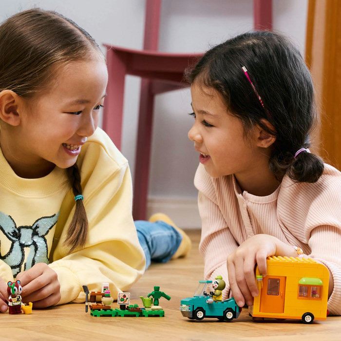 LEGO Animal Crossing 77054 — Caravana și magazinul de gradinarit al lui Leif – imagine 8