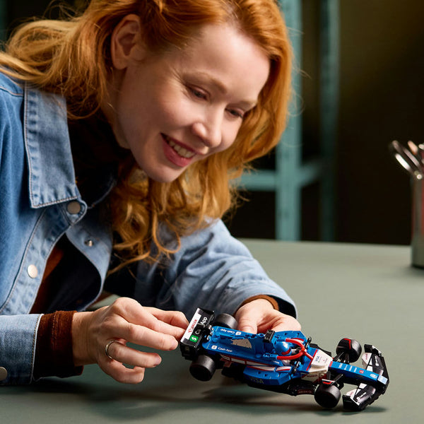 LEGO Speed Champions 77246 — Masina de curse F1® Visa Cash App RB VCARB 01 – imagine 2